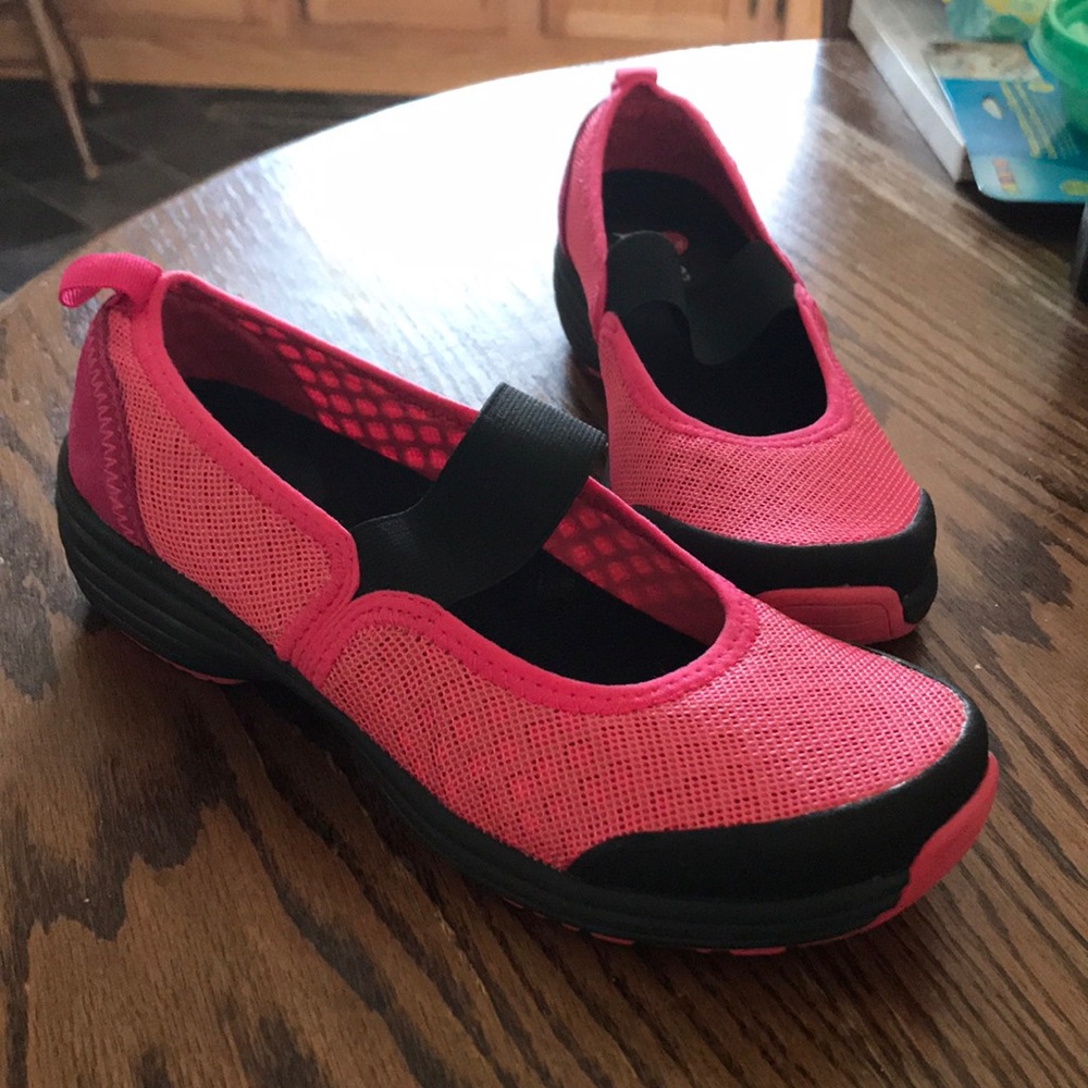 Pink Sanita lite serenity flat size 38